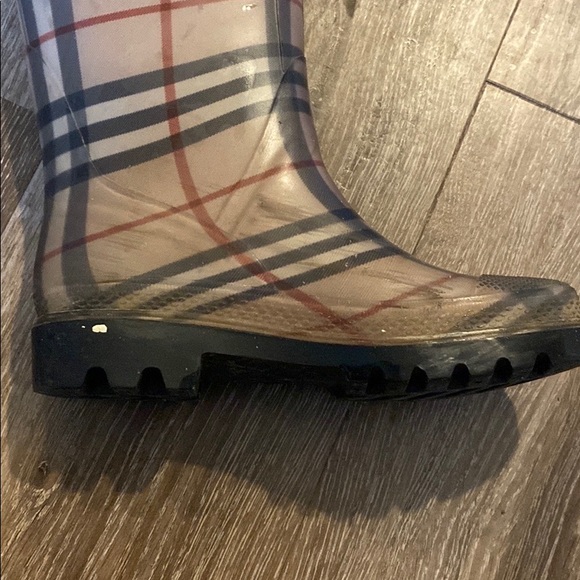 Burberry Rain Boots - Picture 4 of 5